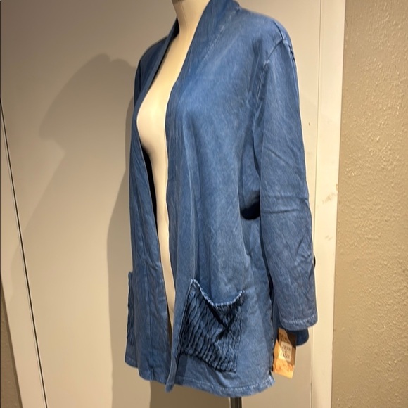 Blue Boxy 3/4 Sleeve  cardigan with Cuffed Neckline Jess and jane - Picture 3 of 16